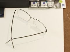 -目艮眼镜SHOWROOM(品牌集合店)