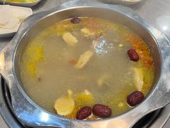 -光头药膳鸡(莱茵小镇店)