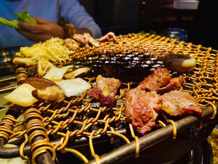 火炉火炭火烤肉(望京凯德mall店)-"说实话,不太可口,不好吃,只是可以