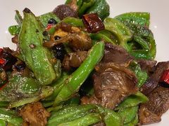 -辛香味烧鱼馆·非遗技艺·排骨红烧肉(光谷医药园店)