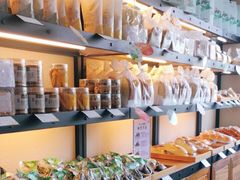 -皇冠幸福里动物奶油生日蛋糕(古田二路店)
