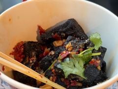 -黑色经典臭豆腐·湖南特产(步行街店)