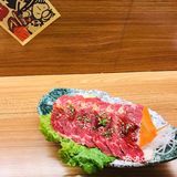 学校附近新开的一间日料店