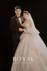 点击看大图 -挪娅婚纱摄影皇家会所
