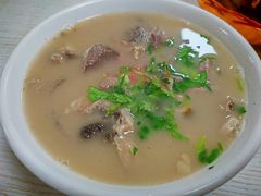 -洪峰浩老北京烧饼夹肉(角门路店)