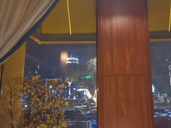 -八府香鸭·啫啫煲(华山路店)