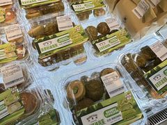 -沃尔玛(前山店)