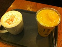 星冰乐-星巴克臻选(南京金茂览秀城店)