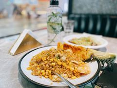 菠萝海鲜饭-大树餐厅(红旗街万达店)