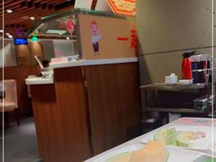 -海底捞火锅鲜切牛肉主题店(长寿路店)