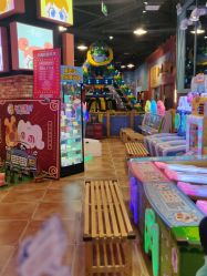 点击看大图 -卡通尼乐园(龙湖六合天街店)