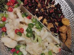 -小鱼小牛·鱼牛干锅·脆鱼火锅(世欧广场店)