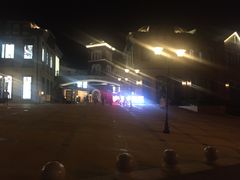 -王府井奥莱临潼小镇(临潼店)