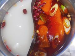 -马家斑.鲜鱼火锅(松湖万科店)