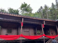 -梭布垭石林景区