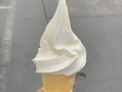 -古老冰山特色冰淇淋店(艾提尕尔店)