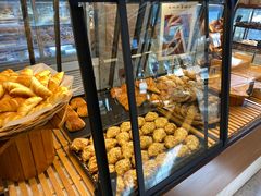 -Dough&Joe团憩(瑞虹天地月亮湾店)