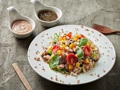 金枪鱼蔬菜沙拉-刀叉遇上筷子中西融合餐厅(南开店)