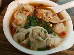 麻辣红油抄手-三生小馆(亭知路店)