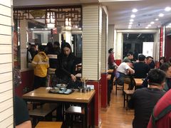 大堂-门框胡同百年卤煮(新街口店)