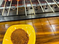 -哈尔滨小酒馆·鲜肉现穿自助烧烤(康新花园店)