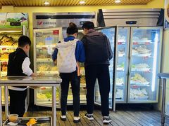 -拈签一笑黄牛肉辣卤串串