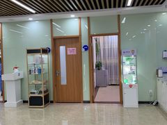 -茂菊口腔连锁(浦东南路店)