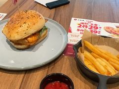 -必胜客(骡马市店)
