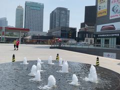 -资和信百货商场