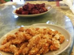 -鸿一饭店(隐秀路店)