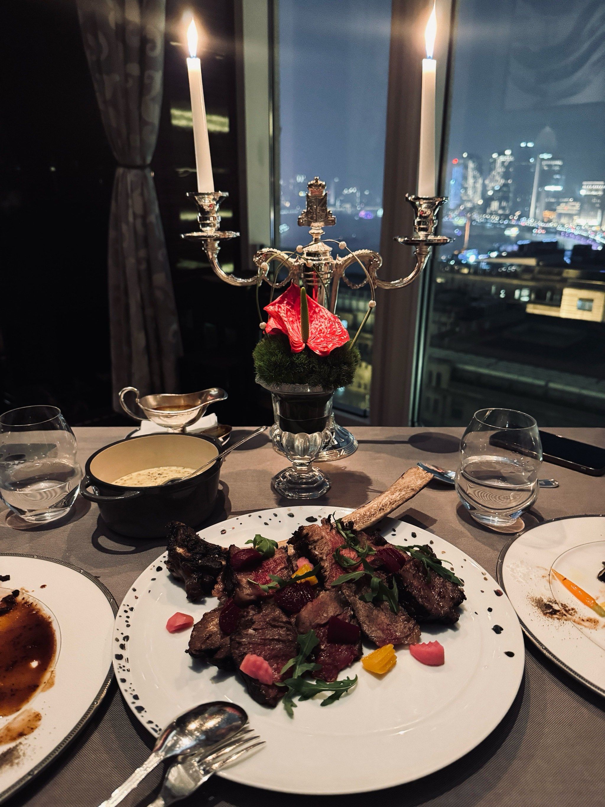 「sir ellys 艾利爵士餐厅」