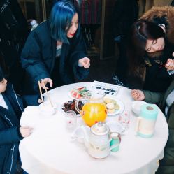 -Hair Co.一间沙龙