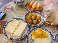 -广信牛奶甜品世家(台东店)