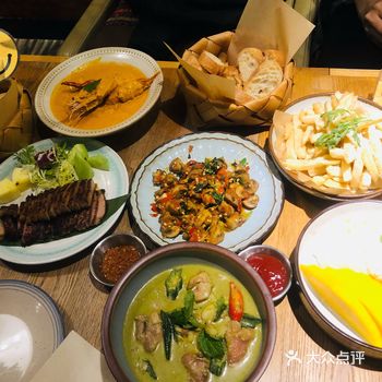 在大众点评上看到这家“泰餐天花板”忍不住要来尝试一下