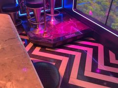 -温莎KTV(珠江路店)