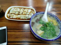 -苏生鸭血粉丝(鹿鸣路店)