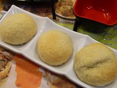 酥皮焗叉烧包-添好运点心专门店(中环IFC店)