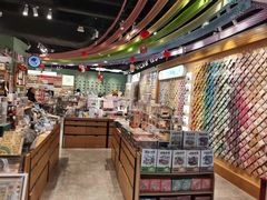-墨格(世茂广场店)