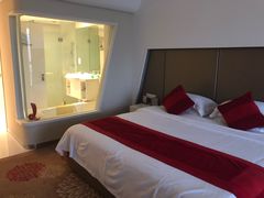 -杭州滨江宝龙城华美达酒店