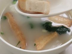 至潮鱼蛋片头河-翠华餐厅(香港国际机场店)