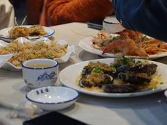 -三亚火车头万人海鲜广场