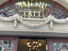 -Majestic Café