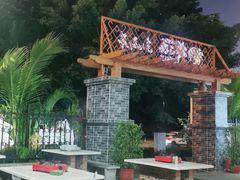 -墨脱石锅椰子鸡•香草鸭•东山羊(大东海店)