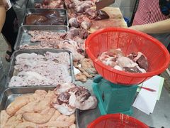 -标记美食新鲜猪杂(兴南大道店)