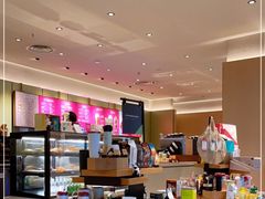 -星巴克臻选(上海中环广场2F店)