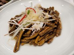 -满江红四季餐厅 · 国家五钻级酒家(新纪元大酒店店)
