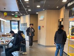 -麦当劳(卫星广场店)