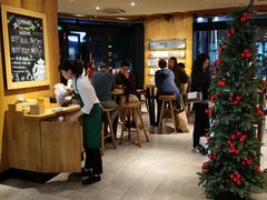-星巴克臻选(莘庄仲盛店)