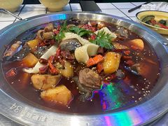 -晓彭肥肠鸡·泡椒鸡火锅(水木天地店)