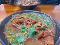 -六爷门框百年卤煮